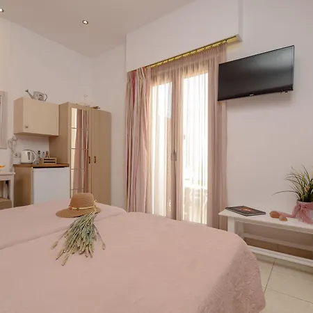 Hotel Panormos And