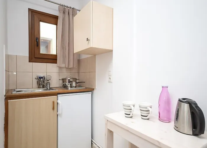 Panormos And 酒店 *