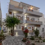 Hotel Panormos And *