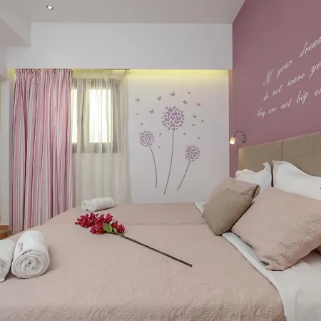 מלון Panormos And