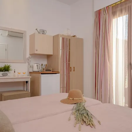 Szálloda Panormos And Naxos City