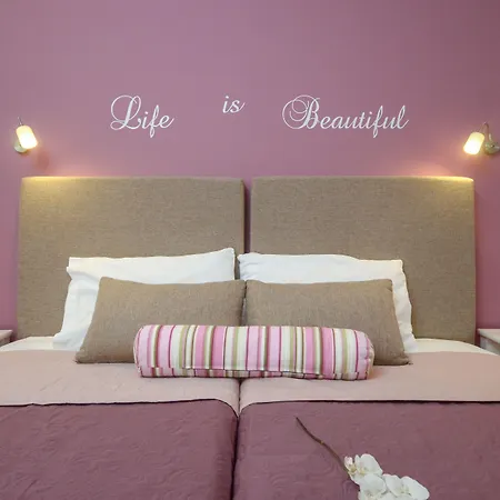 Szálloda Panormos And *