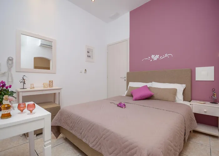 Panormos And Hotel *